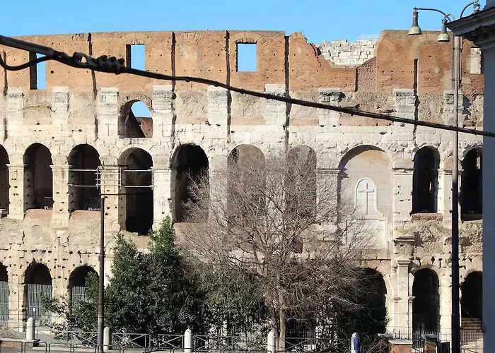 Romeasyoulike-colosseo Experience45 דירה